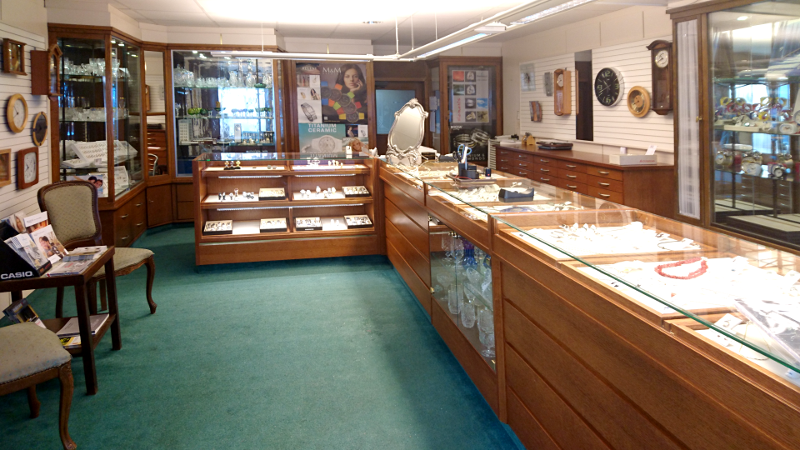 Laden von Juwelier und Uhrmacher Hanusch in Oschersleben (Bode)